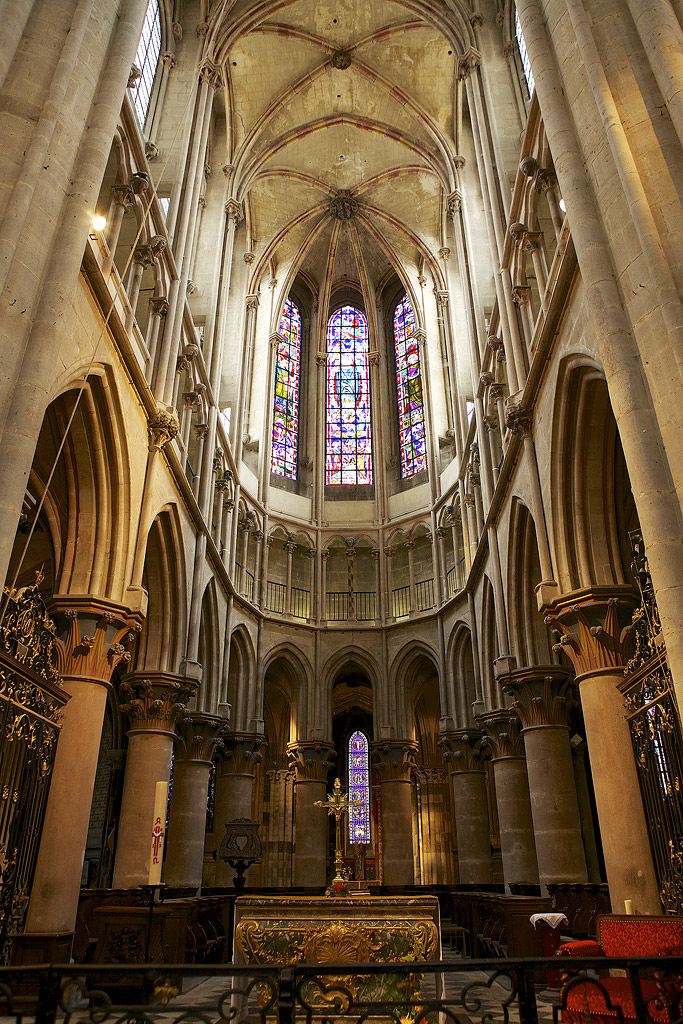 Choeur de la Collégiale Notre Dame de Semur en Auxois